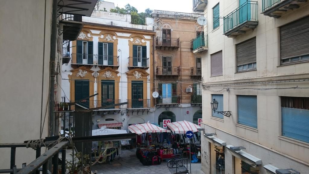 Casetta In Centro Palermo Eksteriør billede